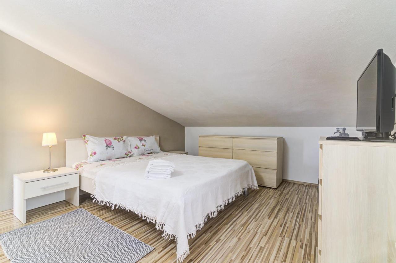 Apartment Cosic Green Klenovica Dış mekan fotoğraf